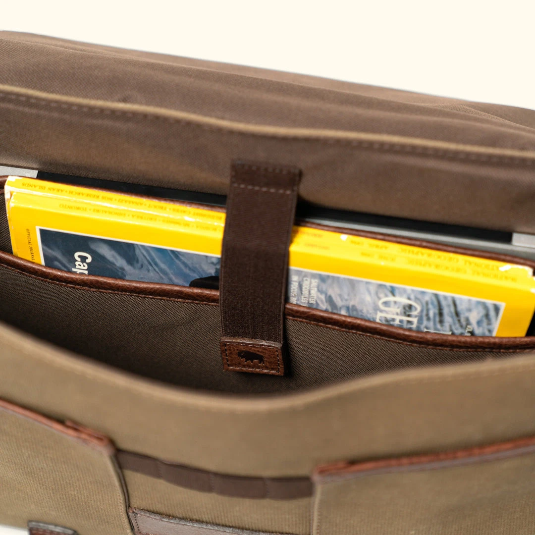 Buffalo Jackson Trading Co. Dakota Reserve Waxed Canvas Leather Messenger Bag | Field Khaki Buffalo Jackson Trading Co. Dakota Reserve Waxed Canvas Leather Messenger Bag | Field Khaki