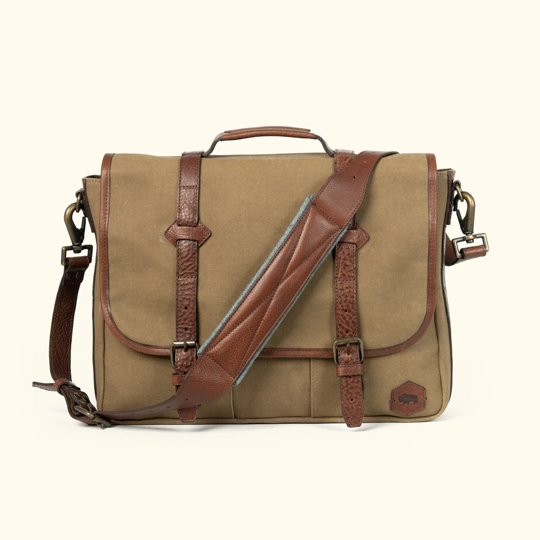 Buffalo Jackson Trading Co. Dakota Reserve Waxed Canvas Leather Messenger Bag | Field Khaki Buffalo Jackson Trading Co. Dakota Reserve Waxed Canvas Leather Messenger Bag | Field Khaki