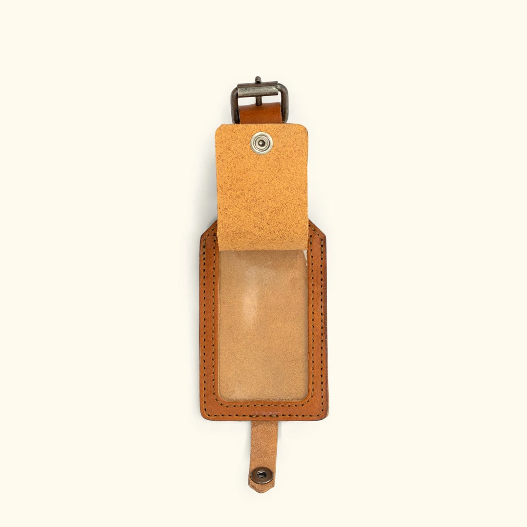 Buffalo Jackson Trading Co. Dakota Leather Luggage Tag | Saddle Tan 4 Buffalo Jackson Trading Co. Dakota Leather Luggage Tag | Saddle Tan