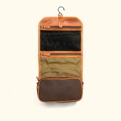 Buffalo Jackson Trading Co. Dakota Waxed Canvas Hanging Toiletry Bag/Dopp Kit | Russet Brown W/ Saddle Tan Leather