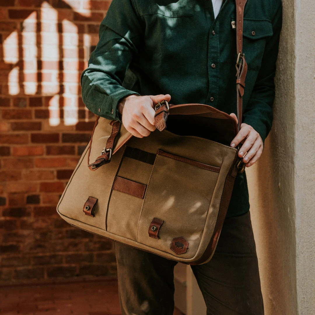 Buffalo Jackson Trading Co. Dakota Reserve Waxed Canvas Leather Messenger Bag | Field Khaki Buffalo Jackson Trading Co. Dakota Reserve Waxed Canvas Leather Messenger Bag | Field Khaki