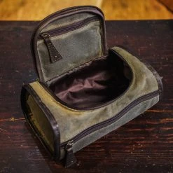 Buffalo Jackson Trading Co. Dopp Kits & Toiletry Kits Denver Waxed Canvas Shaving Kit/Dopp Kit | Moss W/ Dark Briar Leather