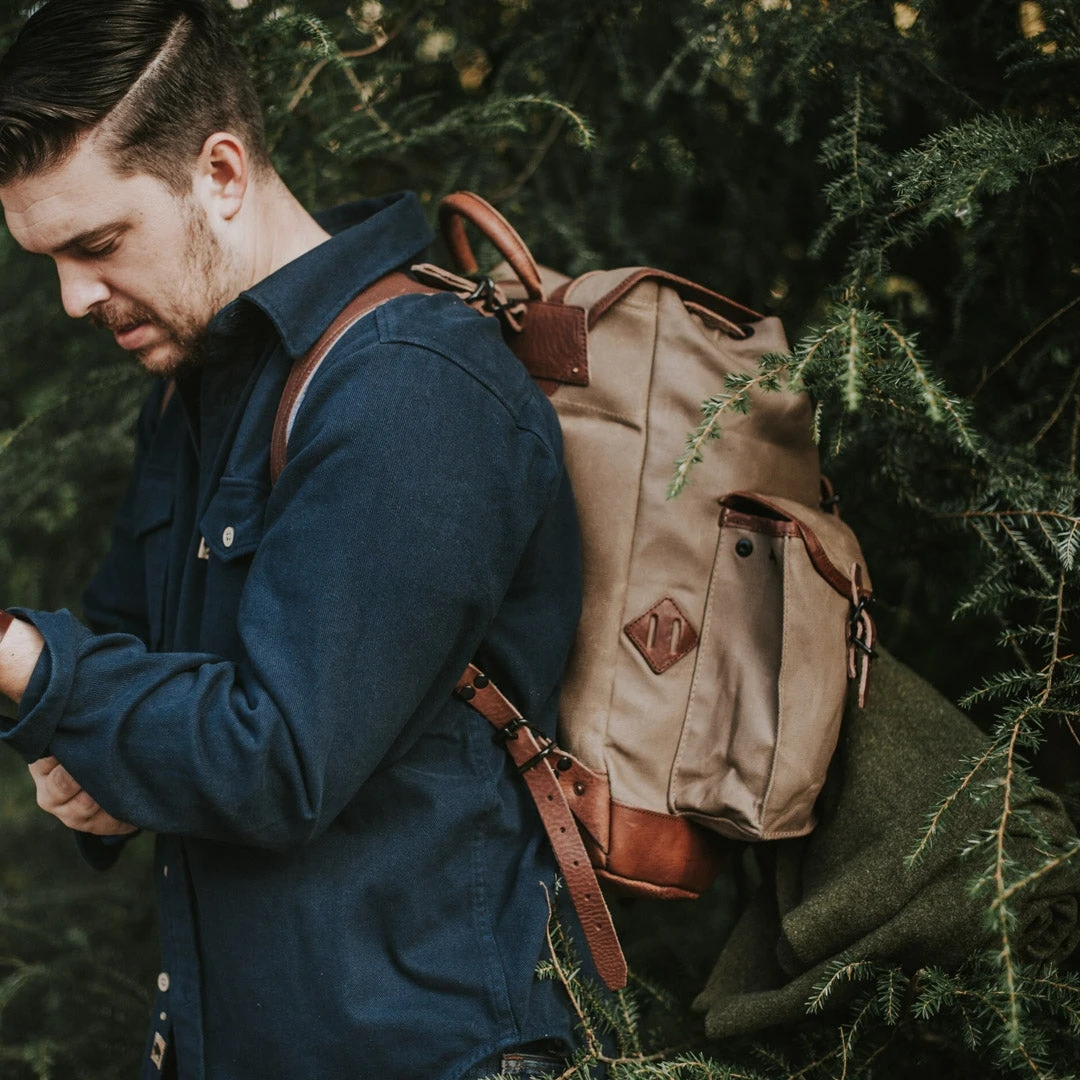 Buffalo Jackson Trading Co. Leather Travel Bags Dakota Waxed Canvas Rucksack | Field Khaki W/ Chestnut Brown Leather Buffalo Jackson Trading Co. Leather Travel Bags Dakota Waxed Canvas Rucksack | Field Khaki W/ Chestnut Brown Leather