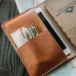 Buffalo Jackson Trading Co. Tech & Organization Dakota Leather Journal Cover & IPad Mini Case | Saddle Tan 14 Buffalo Jackson Trading Co. Tech & Organization Dakota Leather Journal Cover & IPad Mini Case | Saddle Tan