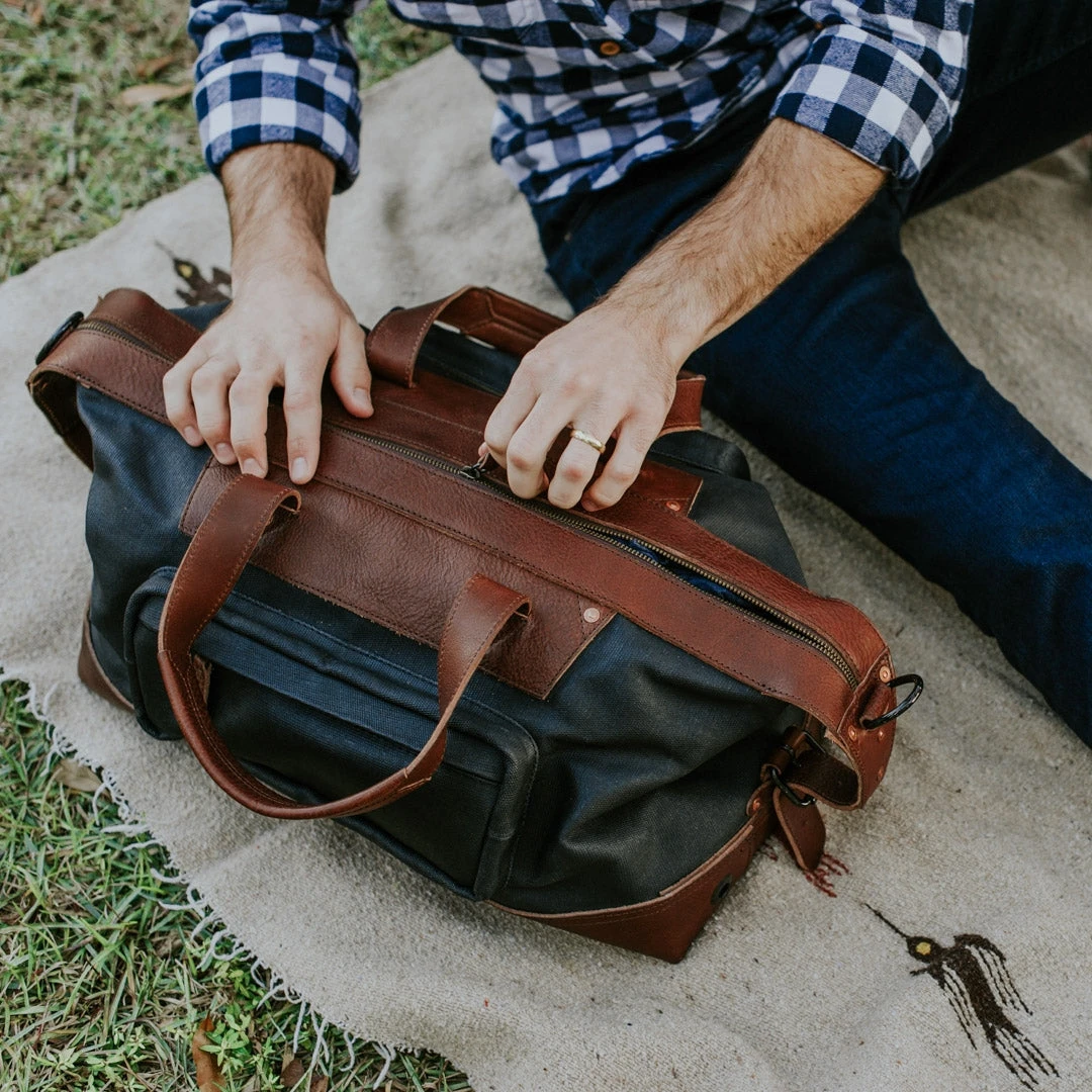 Buffalo Jackson Trading Co. Dakota Waxed Canvas Weekend Bag | Navy Charcoal W/ Chestnut Brown Leather Leather Duffle Bags 11 Buffalo Jackson Trading Co. Dakota Waxed Canvas Weekend Bag | Navy Charcoal W/ Chestnut Brown Leather Leather Duffle Bags