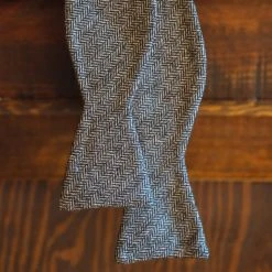 Buffalo Jackson Trading Co. Herringbone Wool Bow Tie | Brown Apparel 7 Buffalo Jackson Trading Co. Herringbone Wool Bow Tie | Brown Apparel