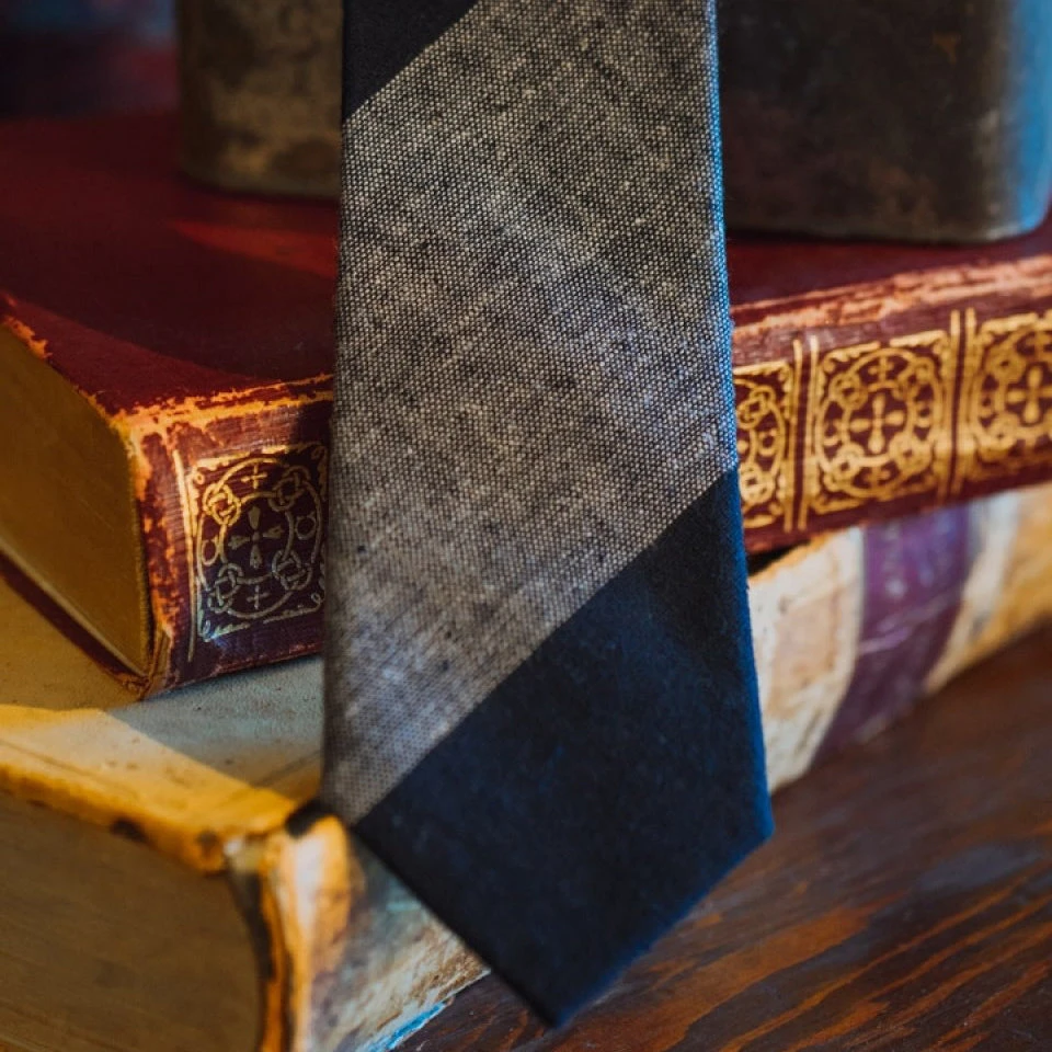 Buffalo Jackson Trading Co. Heathered Stripe Cotton Necktie | Charcoal 3 Buffalo Jackson Trading Co. Heathered Stripe Cotton Necktie | Charcoal