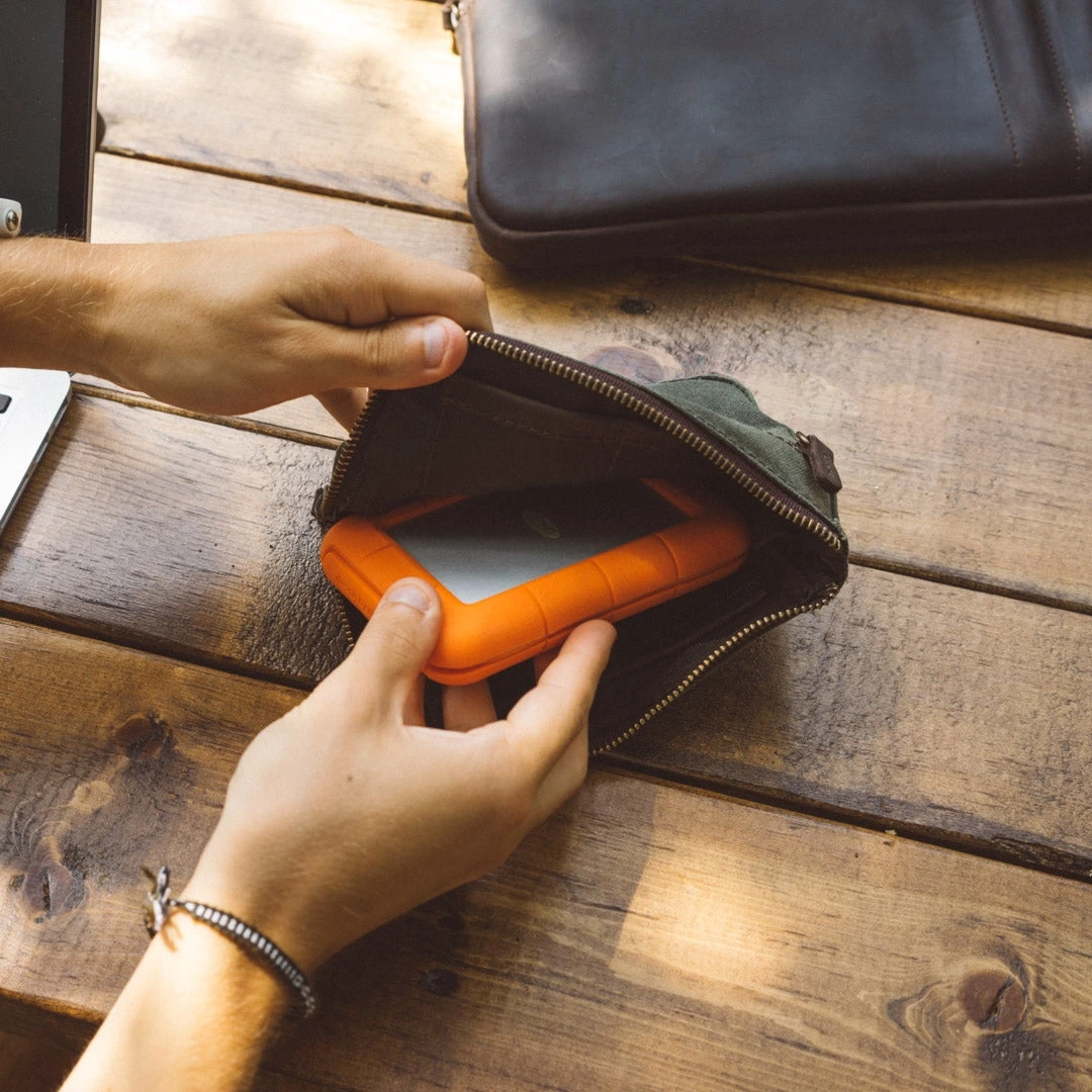 Buffalo Jackson Trading Co. Tech & Organization Denver Waxed Canvas Zipper Gear Pouch - Small | Green 7 Buffalo Jackson Trading Co. Tech & Organization Denver Waxed Canvas Zipper Gear Pouch - Small | Green