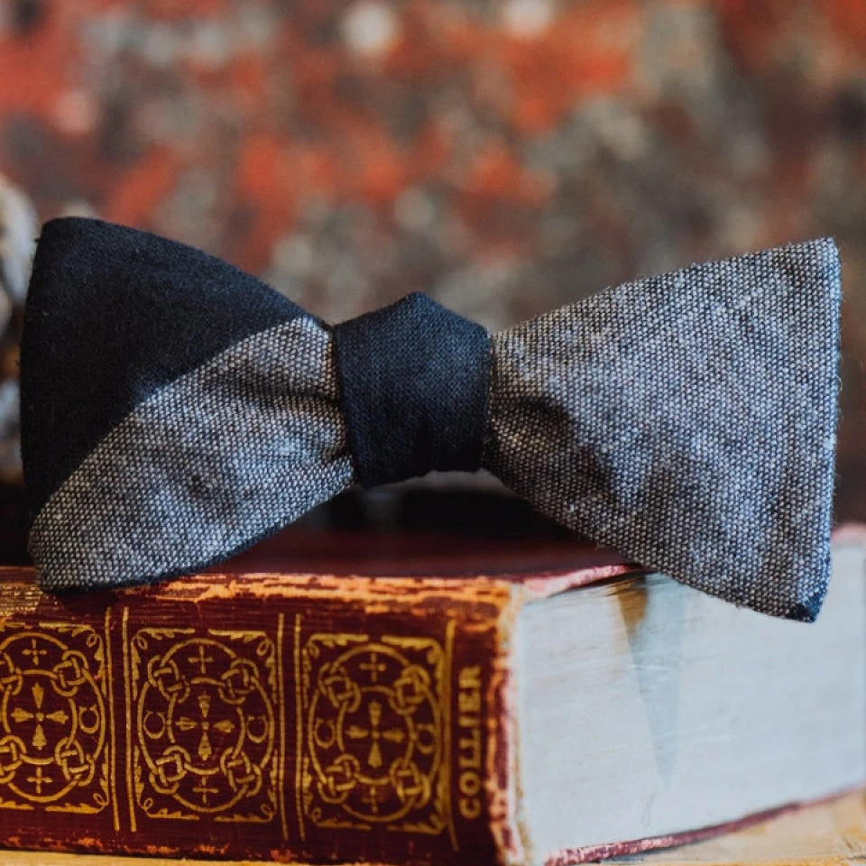 Buffalo Jackson Trading Co. Apparel Heathered Stripe Cotton Bow Tie | Charcoal Buffalo Jackson Trading Co. Apparel Heathered Stripe Cotton Bow Tie | Charcoal