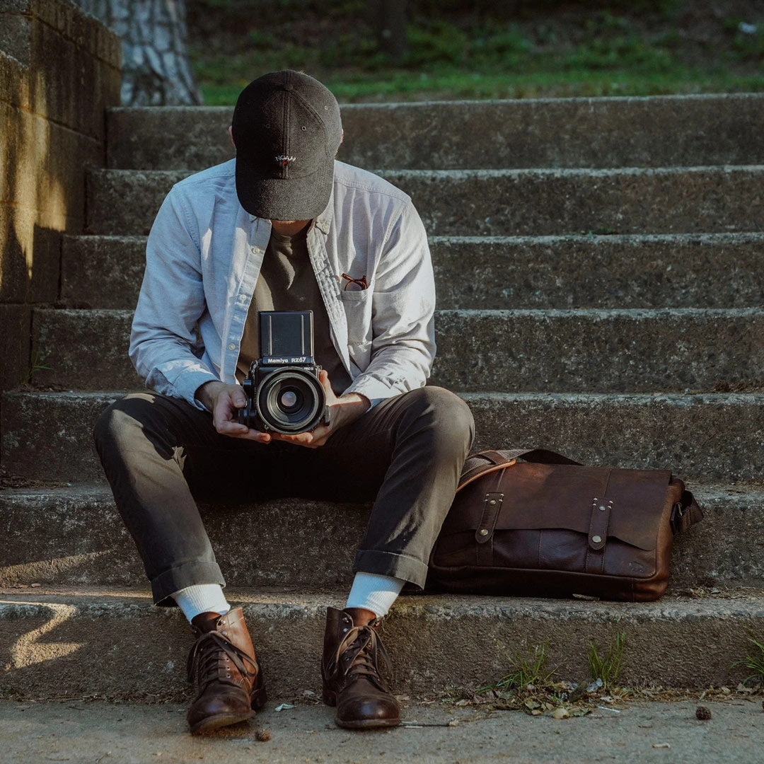 Buffalo Jackson Trading Co. Walker Leather Messenger Bag | Vintage Oak Leather Messenger Bags Buffalo Jackson Trading Co. Walker Leather Messenger Bag | Vintage Oak Leather Messenger Bags