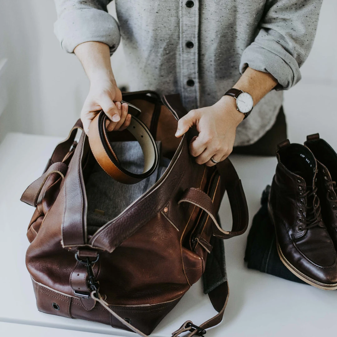 Buffalo Jackson Trading Co. Dakota Leather Weekend Bag | Chestnut Brown W/ Dark Hazelnut 5 Buffalo Jackson Trading Co. Dakota Leather Weekend Bag | Chestnut Brown W/ Dark Hazelnut