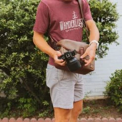 Buffalo Jackson Trading Co. Dakota Waxed Canvas Camera Bag | Field Khaki W/ Chestnut Brown Leather Outlet