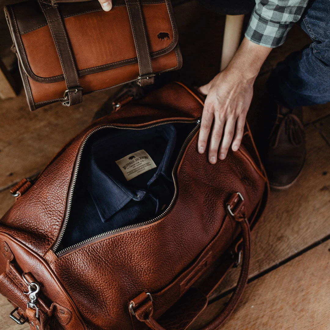 Buffalo Jackson Trading Co. Leather Duffle Bags Ryder Reserve Bison Leather Travel Duffle Bag | Brown Buffalo Jackson Trading Co. Leather Duffle Bags Ryder Reserve Bison Leather Travel Duffle Bag | Brown