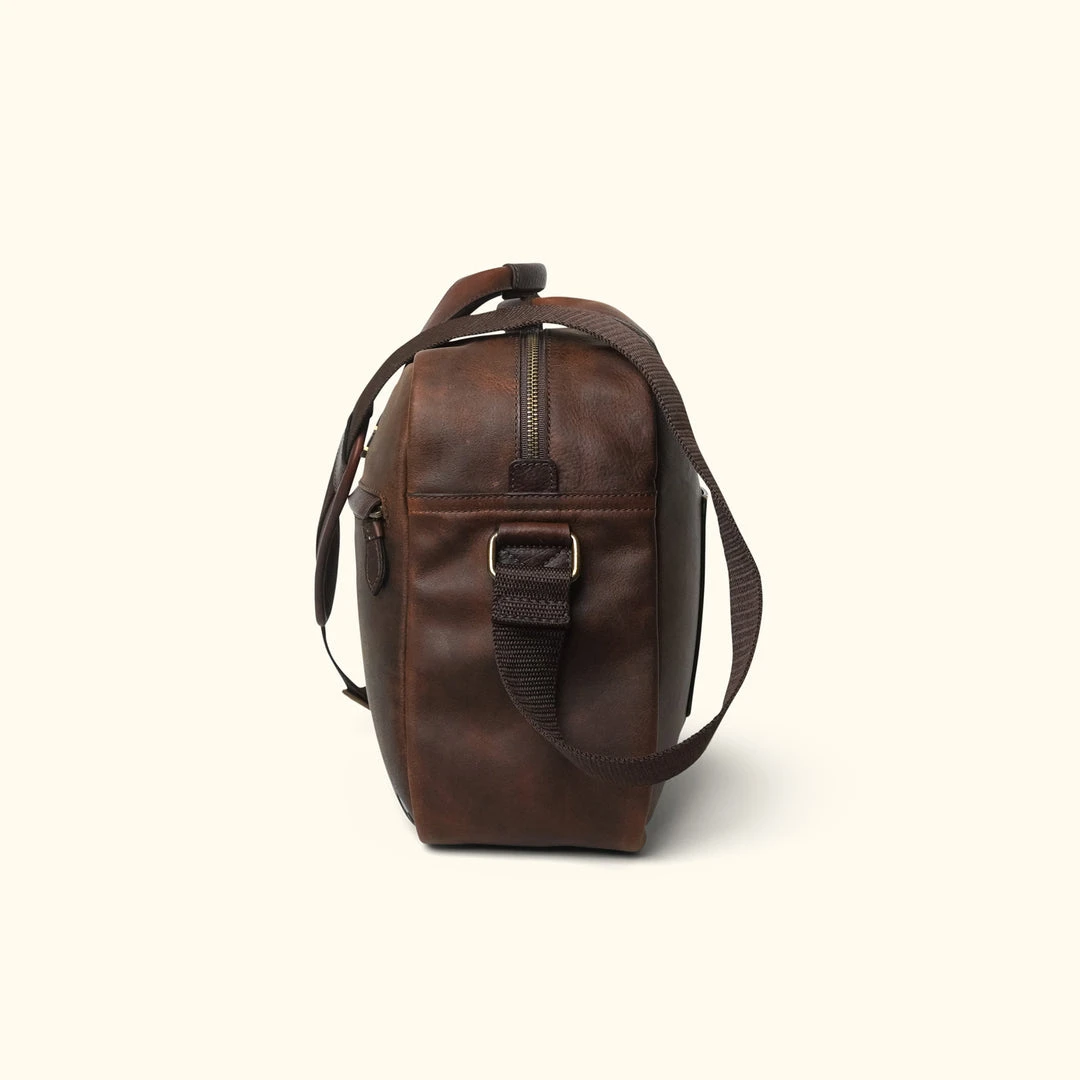 Buffalo Jackson Trading Co. Walker Leather Pilot Bag | Vintage Oak Buffalo Jackson Trading Co. Walker Leather Pilot Bag | Vintage Oak