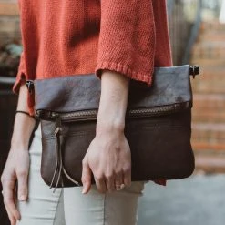 Buffalo Jackson Trading Co. Madison Leather Crossbody Foldover Clutch | Dark Hazelnut 11 Buffalo Jackson Trading Co. Madison Leather Crossbody Foldover Clutch | Dark Hazelnut