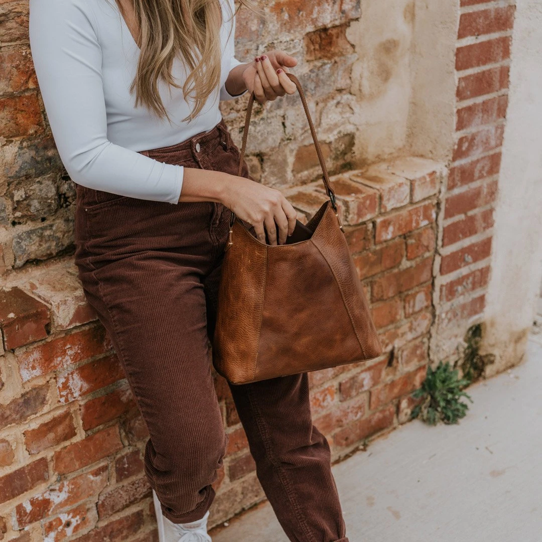 Buffalo Jackson Trading Co. Walker Leather Shoulder Bag | Rustic Tan 10 Buffalo Jackson Trading Co. Walker Leather Shoulder Bag | Rustic Tan